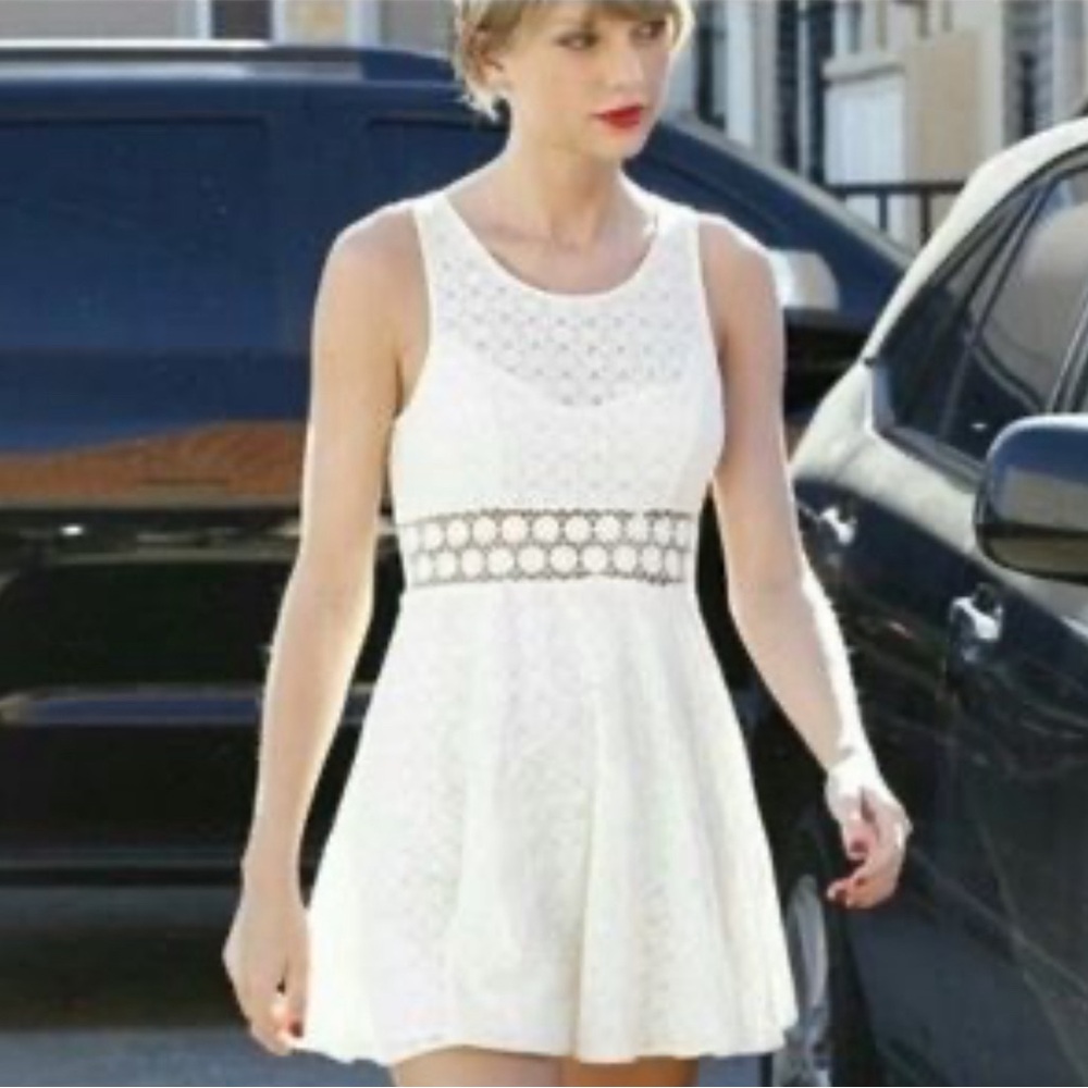 Free People Women's Ivory Daisy Waist Mini Dress Size 0 Sleeveless